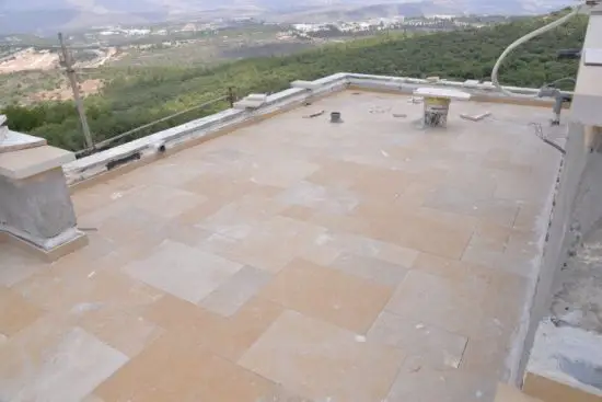ריצוף אבן